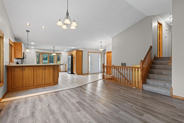 3032 Walter Street, Maplewood, MN 55109