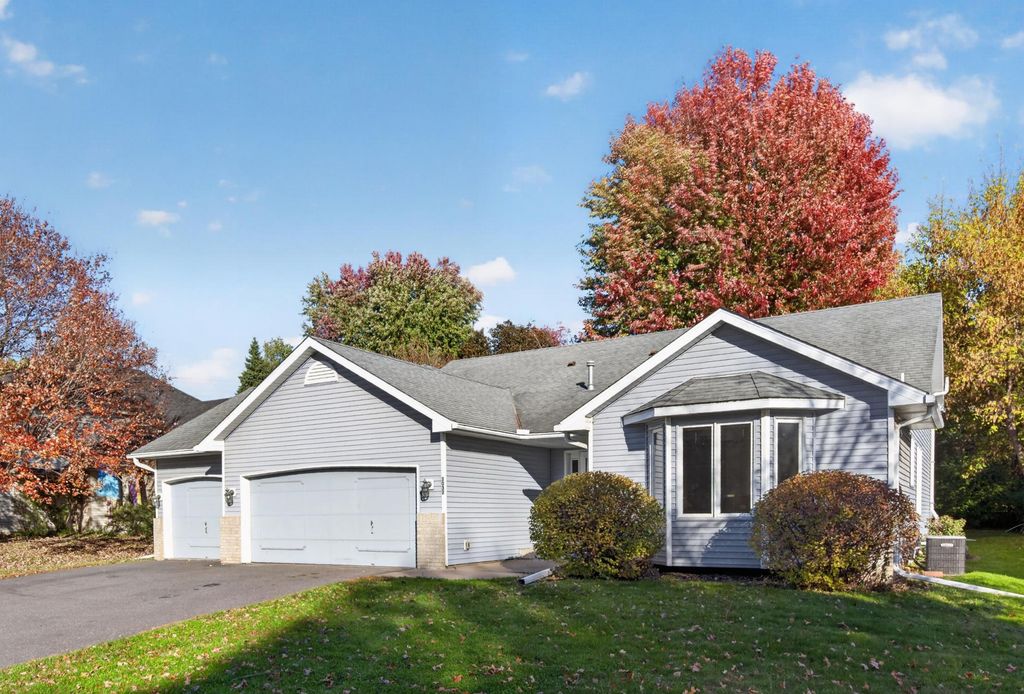 3032 Walter Street, Maplewood, MN 55109