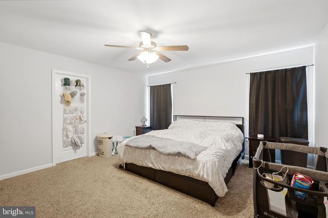 144 BRANT LN, Martinsburg, WV 25403