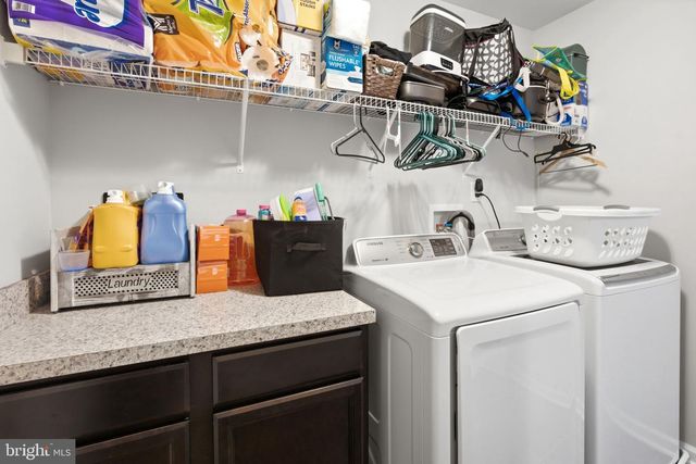 144 BRANT LN, Martinsburg, WV 25403