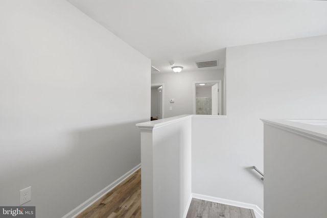 144 BRANT LN, Martinsburg, WV 25403