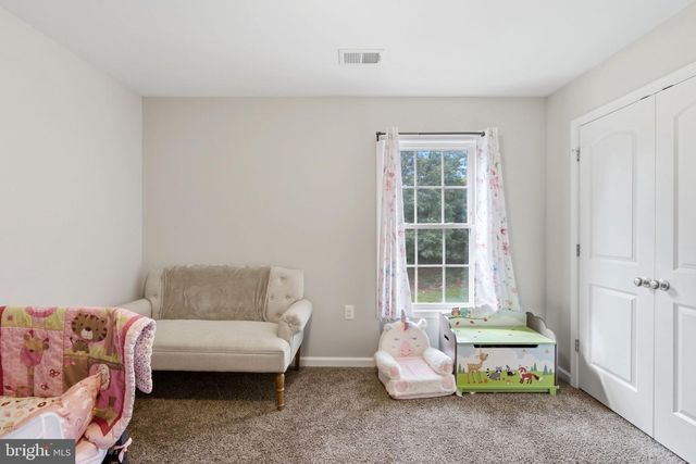 144 BRANT LN, Martinsburg, WV 25403