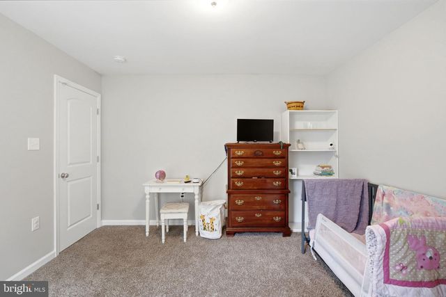 144 BRANT LN, Martinsburg, WV 25403