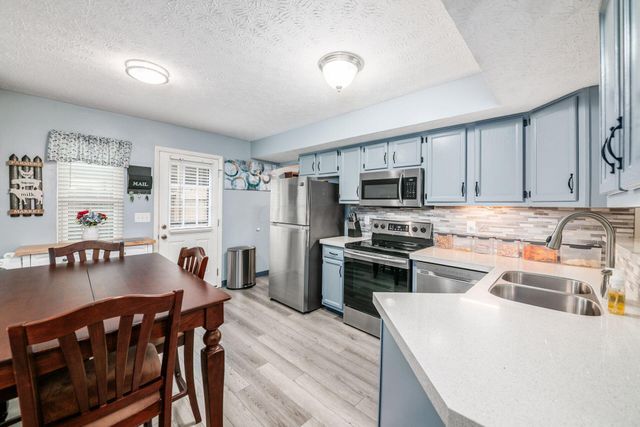 3258 Summerdale Lane, 41, Columbus, OH 43221