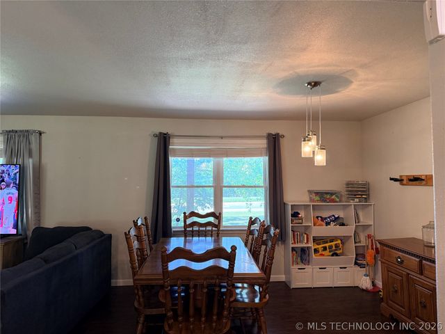 13729 Hwy 62, Tahlequah, OK 74464