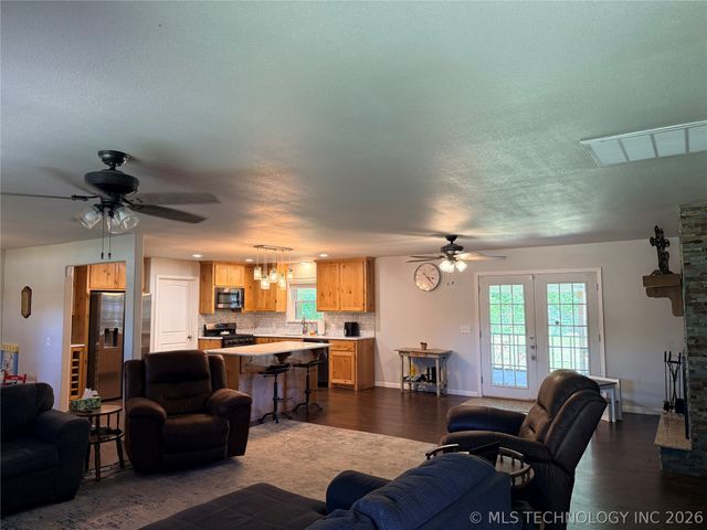 13729 Hwy 62, Tahlequah, OK 74464