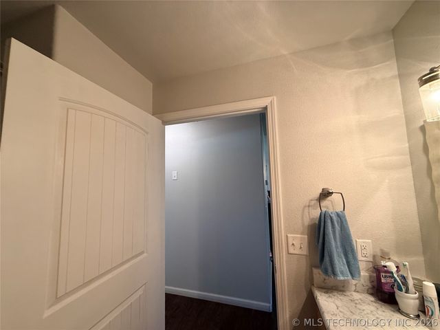 13729 Hwy 62, Tahlequah, OK 74464