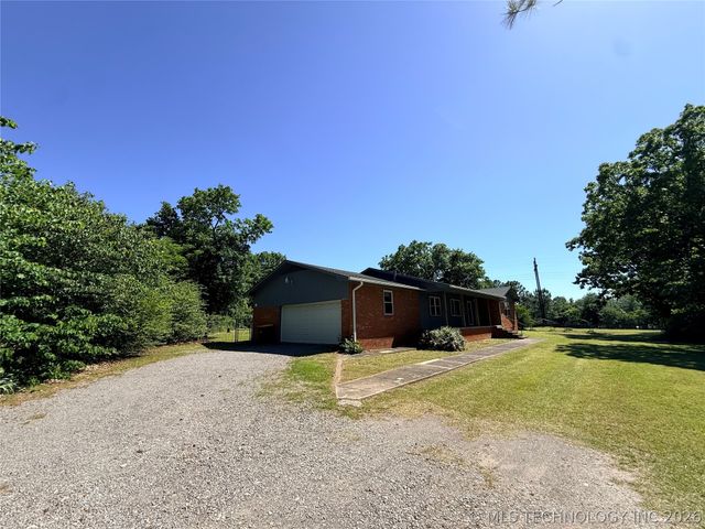 13729 Hwy 62, Tahlequah, OK 74464