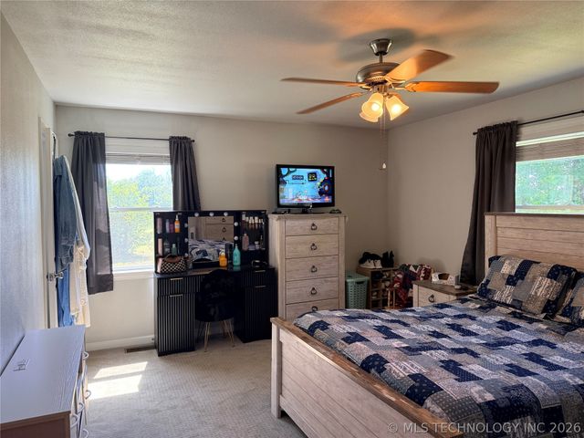 13729 Hwy 62, Tahlequah, OK 74464