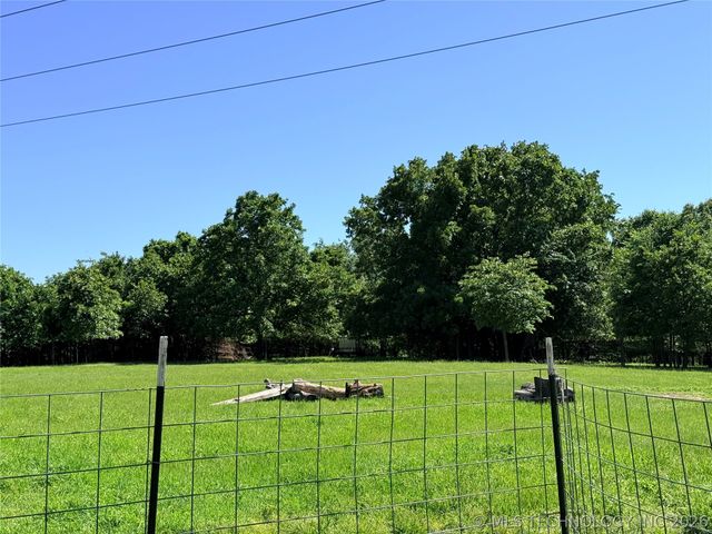 13729 Hwy 62, Tahlequah, OK 74464