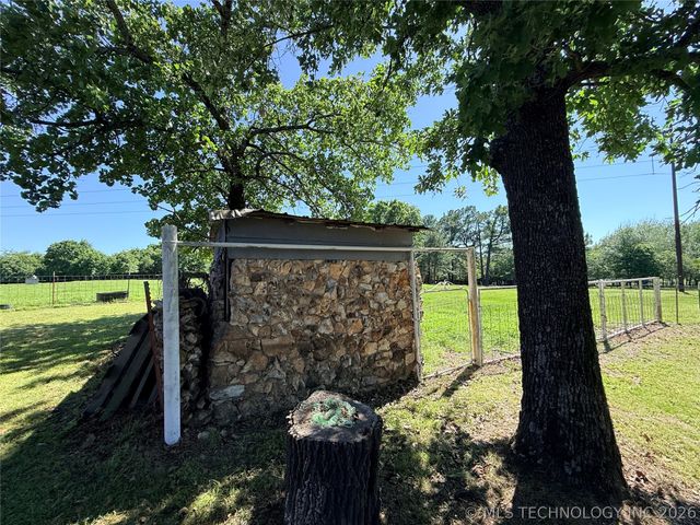 13729 Hwy 62, Tahlequah, OK 74464