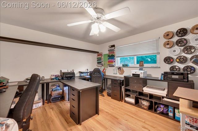 16625 Monticello Drive, Clinton Charter Township, MI 48038