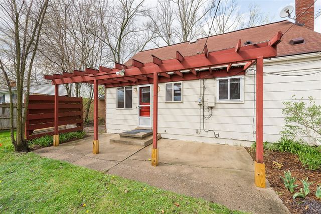 2221 Walter Drive, Ann Arbor, MI 48103