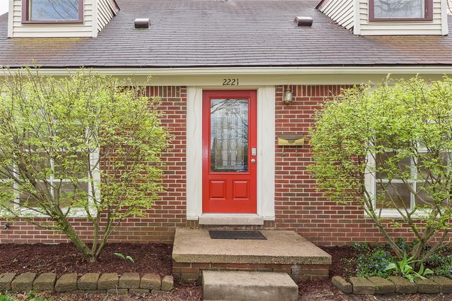 2221 Walter Drive, Ann Arbor, MI 48103