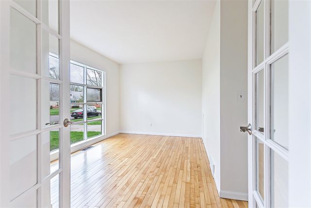 2221 Walter Drive, Ann Arbor, MI 48103