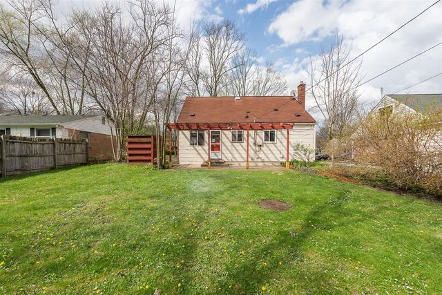 2221 Walter Drive, Ann Arbor, MI 48103