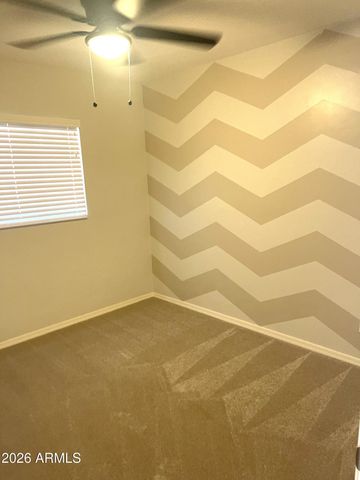 1811 N 44th Street, Phoenix, AZ 85008