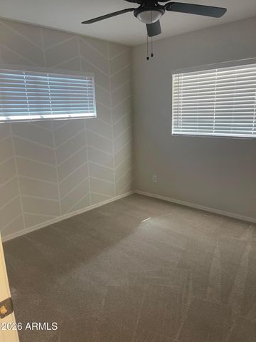 1811 N 44th Street, Phoenix, AZ 85008