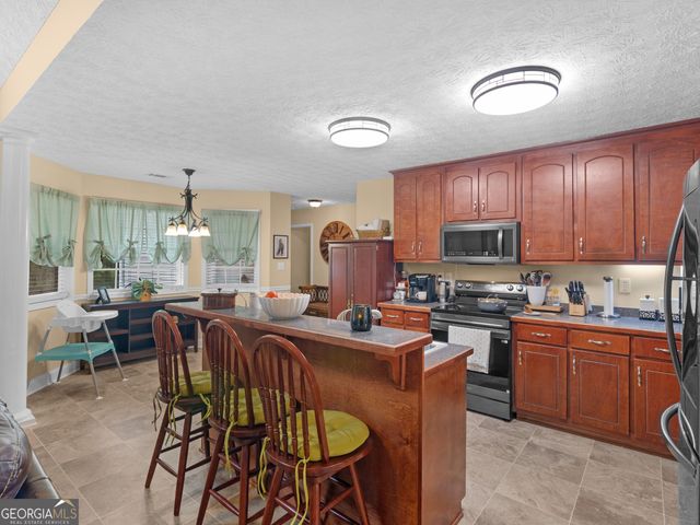 170 Aaron Court, Forsyth, GA 31029