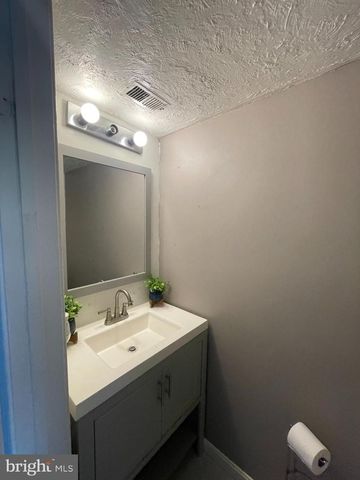 2128 CATSKILL ST, Temple Hills, MD 20748