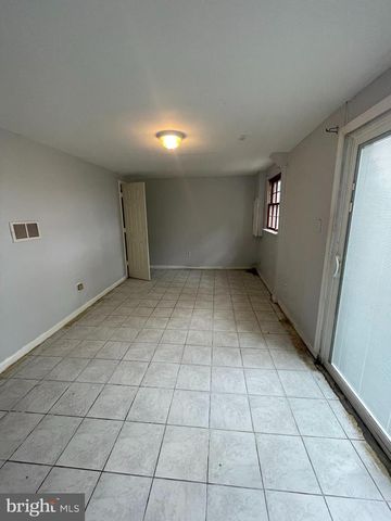 2128 CATSKILL ST, Temple Hills, MD 20748
