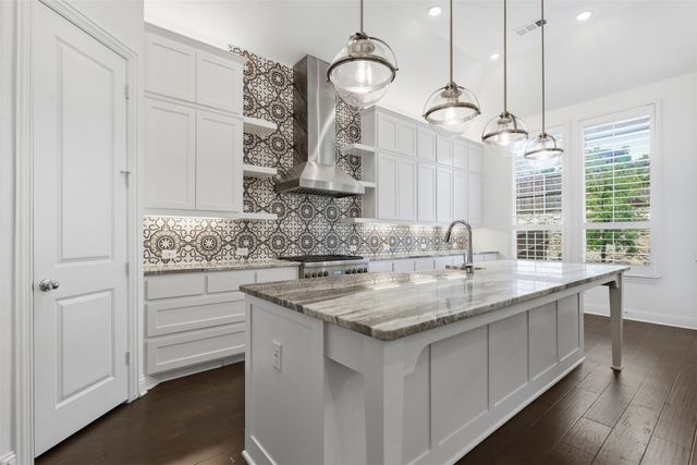 6028 Firefox Lane, Fort Worth, TX 76123