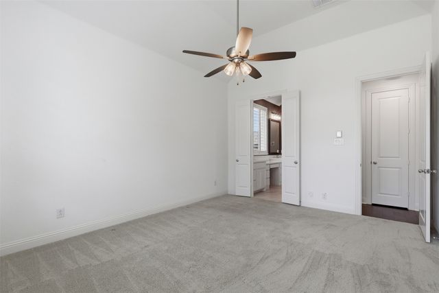 6028 Firefox Lane, Fort Worth, TX 76123
