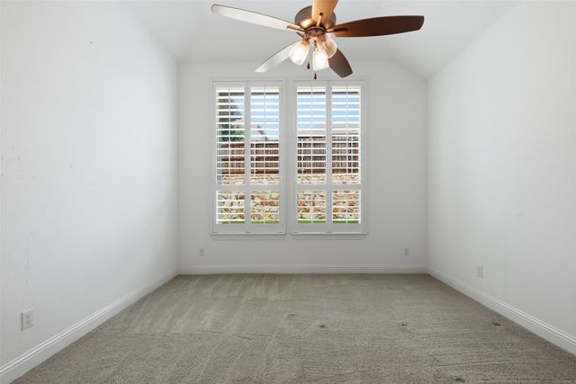 6028 Firefox Lane, Fort Worth, TX 76123