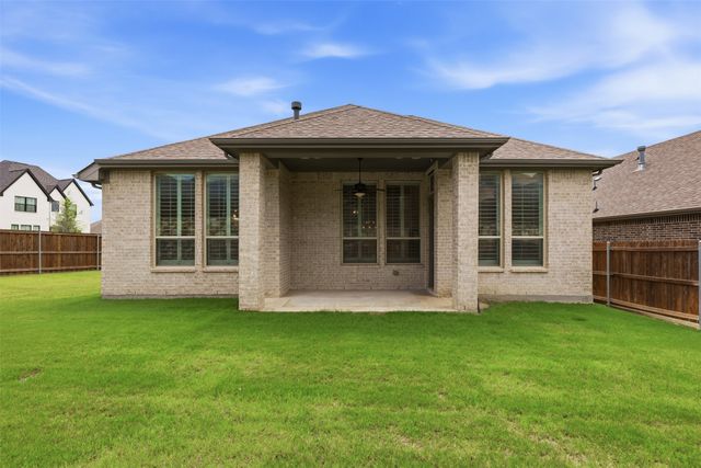 6028 Firefox Lane, Fort Worth, TX 76123