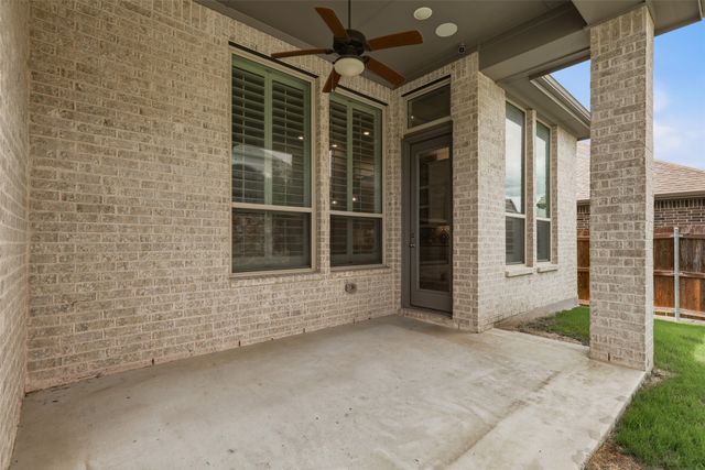 6028 Firefox Lane, Fort Worth, TX 76123