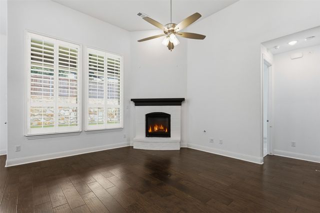 6028 Firefox Lane, Fort Worth, TX 76123