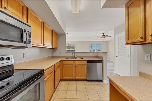 1185 VILLAGIO CIRCLE 208, Sarasota, FL 34237