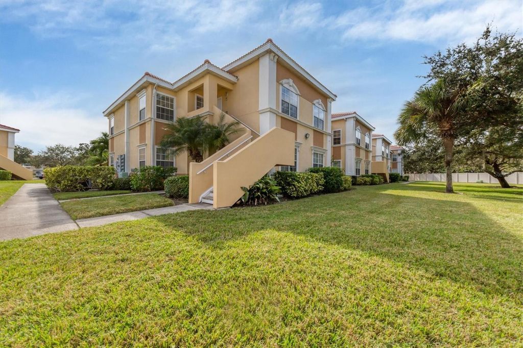 1185 VILLAGIO CIRCLE 208, Sarasota, FL 34237