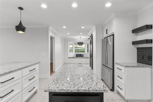 7305 S College Avenue, Tulsa, OK 74136
