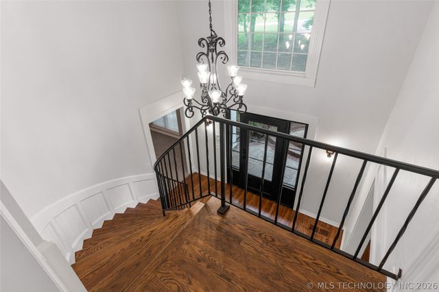 7305 S College Avenue, Tulsa, OK 74136
