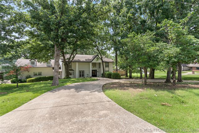 7305 S College Avenue, Tulsa, OK 74136