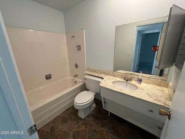 10801 W CLAIR Drive, Sun City, AZ 85351