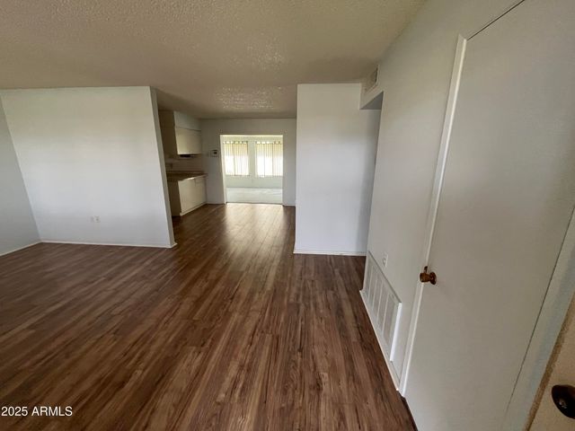 10801 W CLAIR Drive, Sun City, AZ 85351