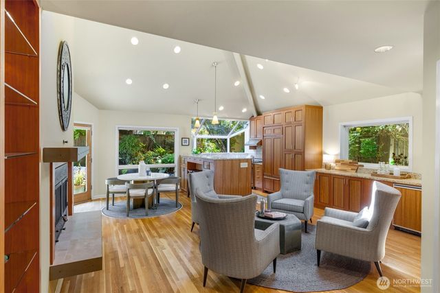 3815 E McGraw Street, Seattle, WA 98112