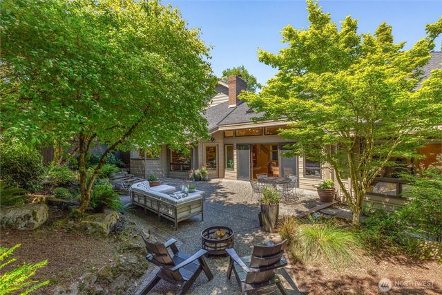 3815 E McGraw Street, Seattle, WA 98112