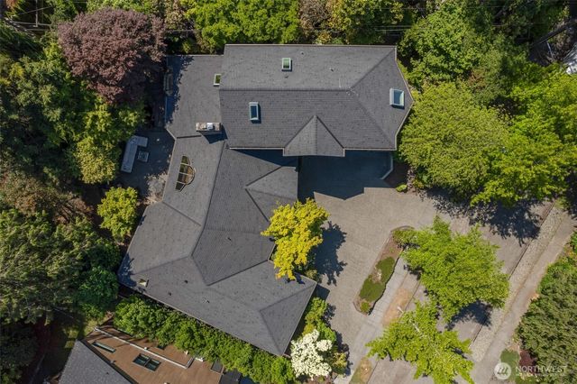 3815 E McGraw Street, Seattle, WA 98112