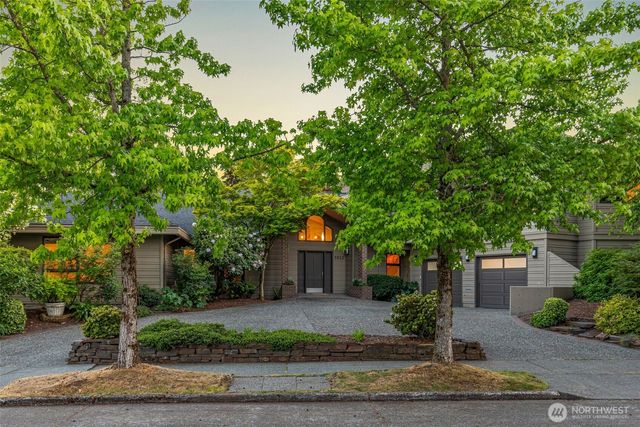 3815 E McGraw Street, Seattle, WA 98112