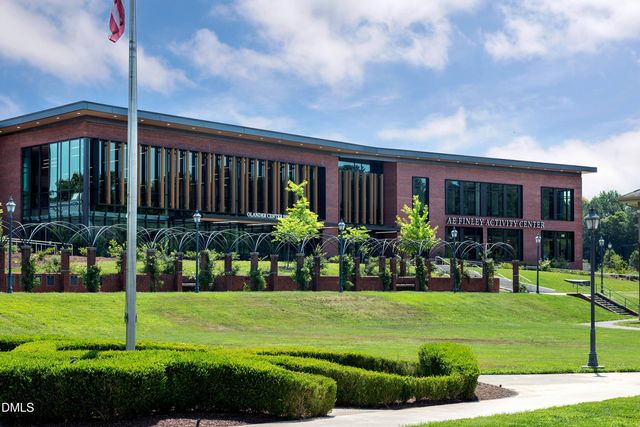 10544 Bailey Branch Drive 101, Raleigh, NC 27614