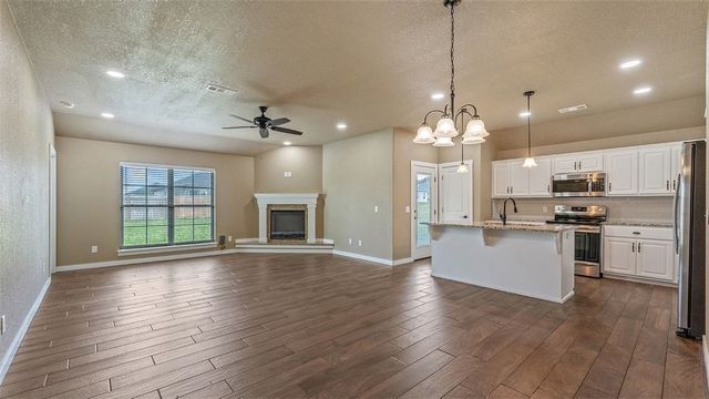 1708 Taylor Orchard Road, Gentry, AR 72734