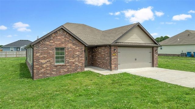 1708 Taylor Orchard Road, Gentry, AR 72734