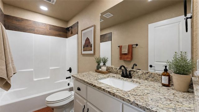 1708 Taylor Orchard Road, Gentry, AR 72734
