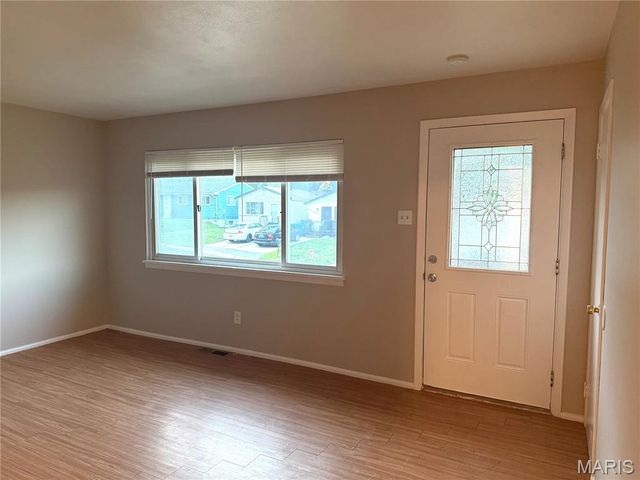 238 Gladys Avenue, Hazelwood, MO 63135