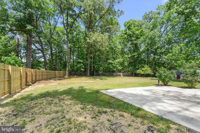 18301 CABIN RD, Triangle, VA 22172