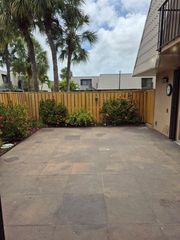 5012 50th Way, West Palm Beach, FL 33409