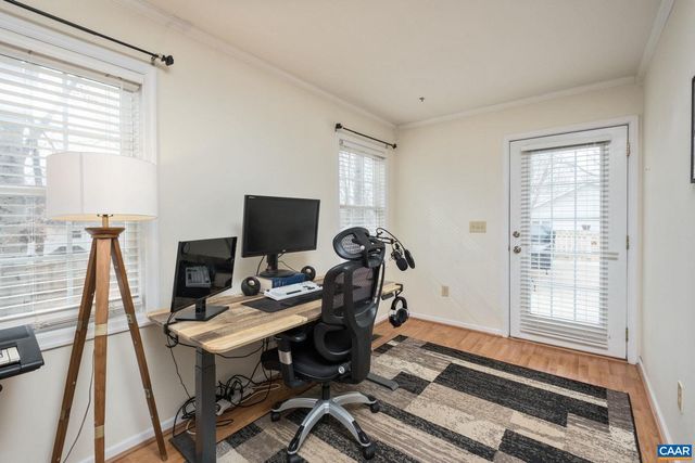 1635 POES LN, Charlottesville, VA 22911